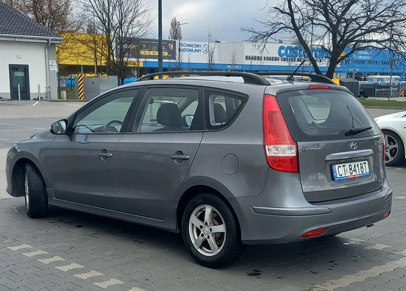 Hyundai I30 cena 17500 przebieg: 222000, rok produkcji 2011 z Bydgoszcz małe 92